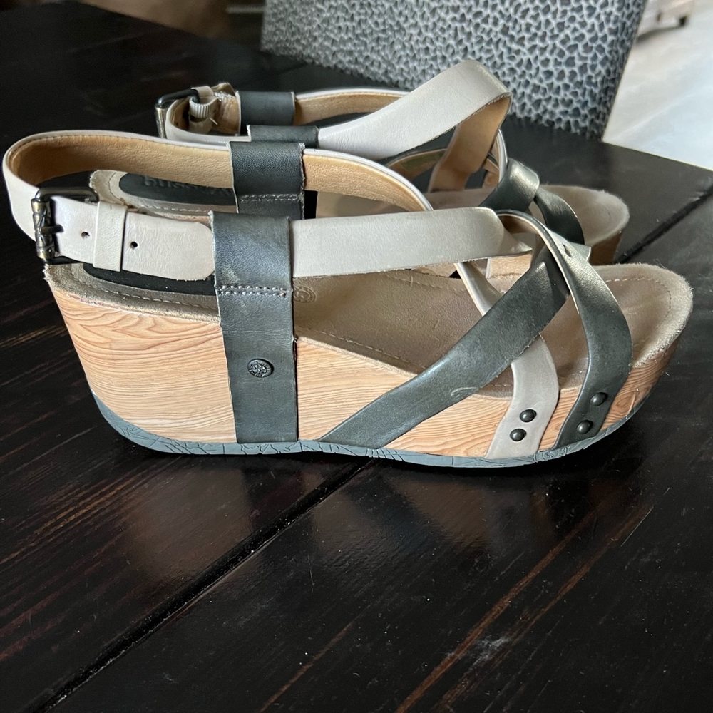 Bussola cork wedge sandal size 40